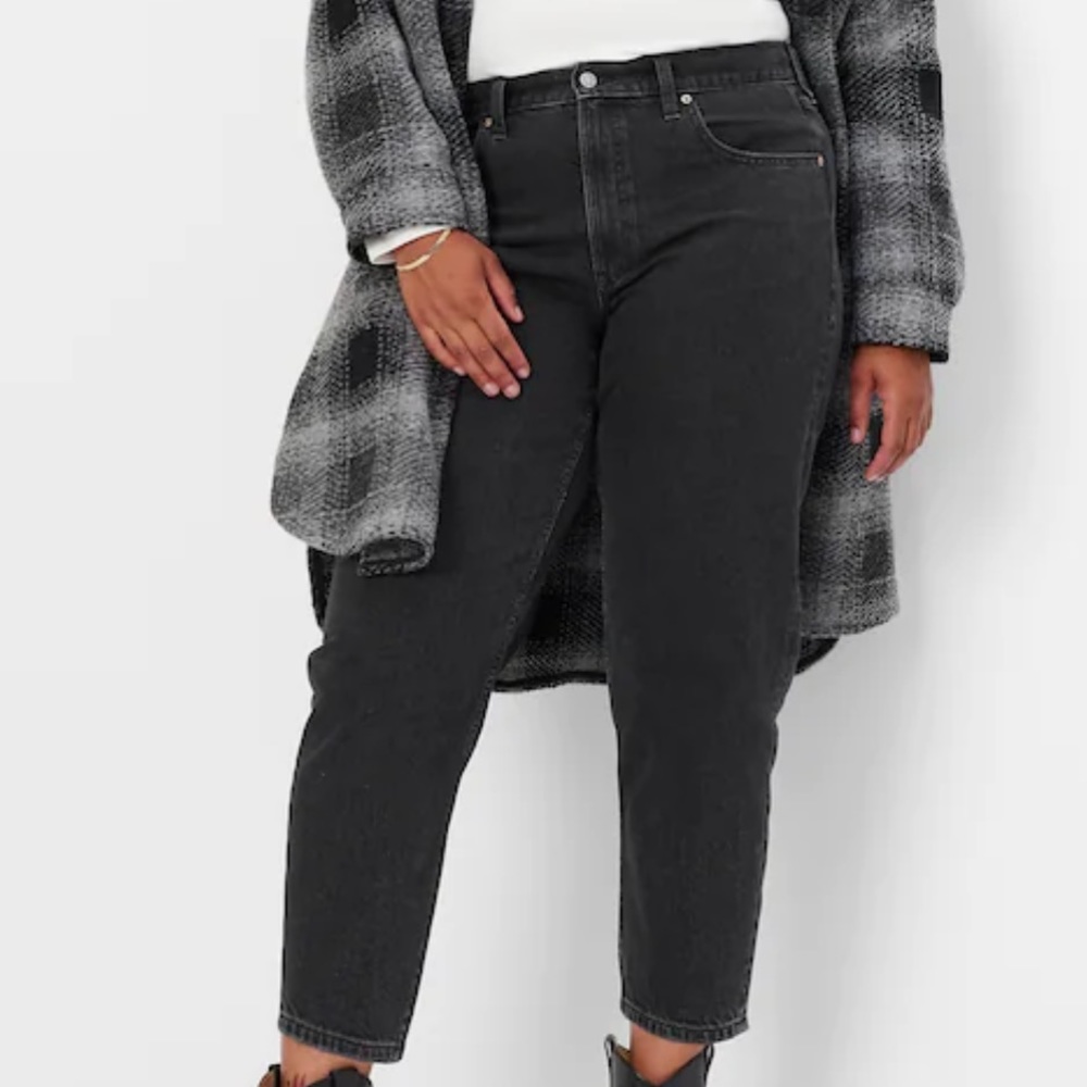 Gap mom jeans high rise size 28